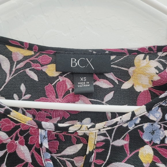 BCX Black & Floral Print Tie Front Blouse Top Women's Size XS - Picture 7 of 8
